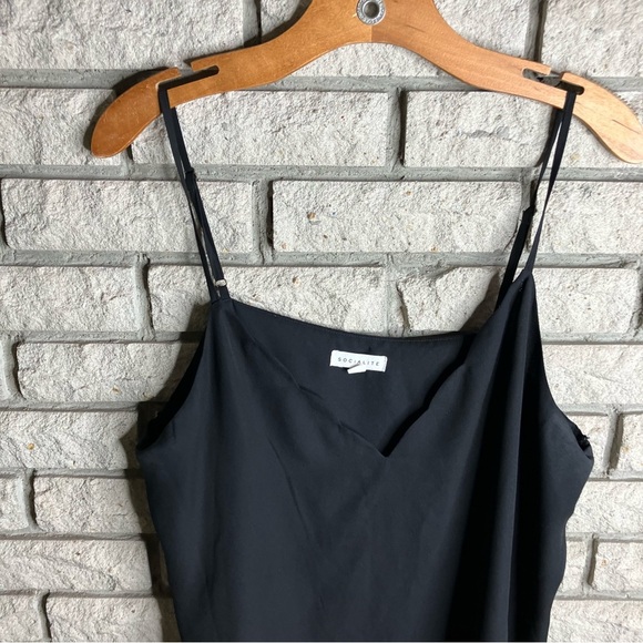 Socialite V Neck Cami Tank  Top - Picture 2 of 5